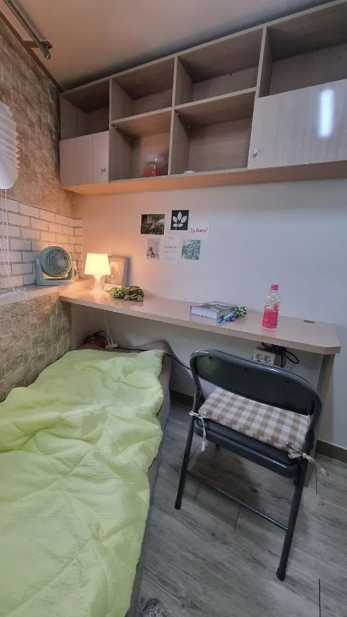 Tomato Livingtel Hostel Σεούλ